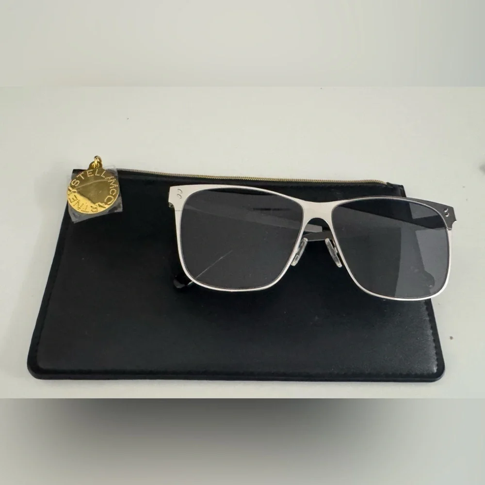 NWT Stella McCartney Men’s   Silver Sunglasses Sonnenbrille